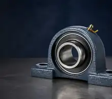 Mancal pedestal com rolamento e base de fixação